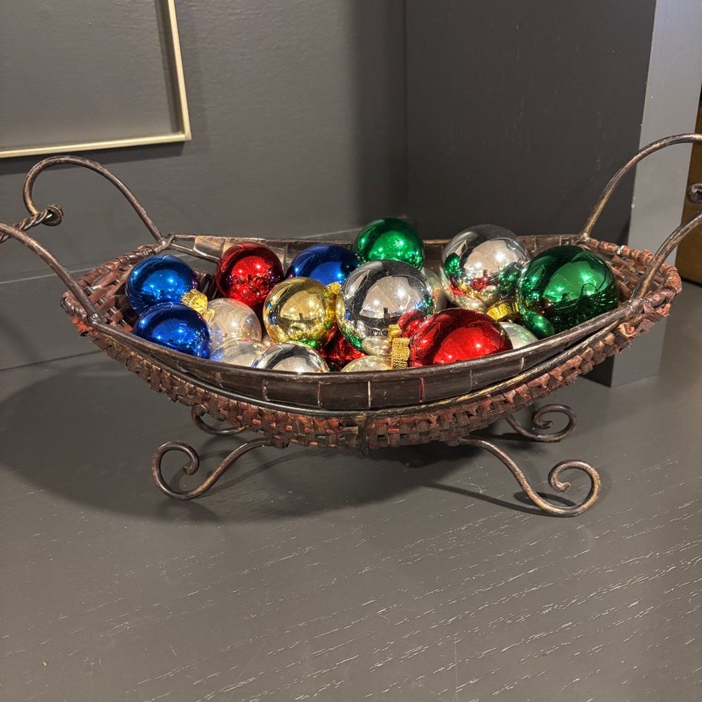 21 vintage Christmas Ornaments With Decorative Sleigh Basket